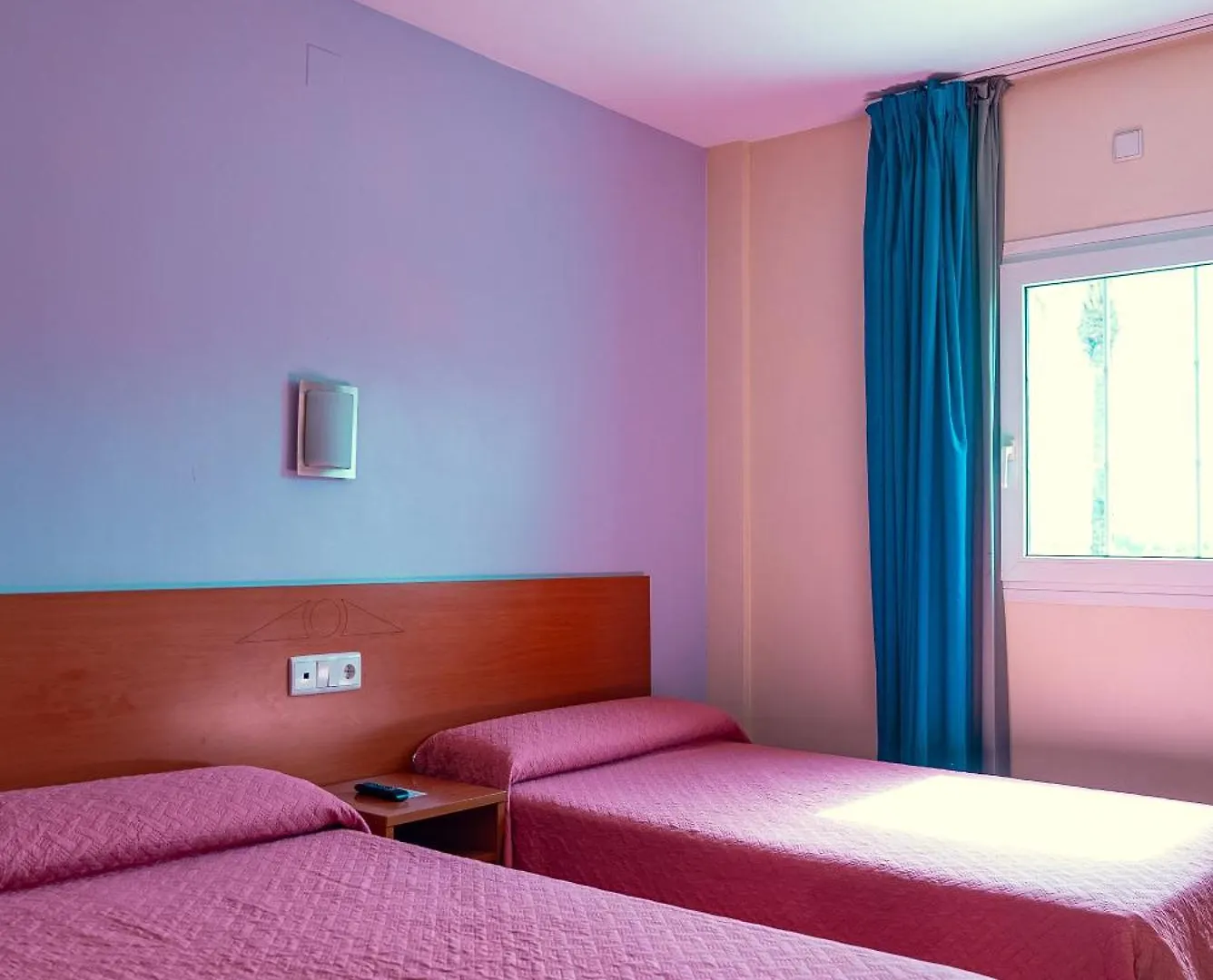 Hotelet Elretiro 캠브릴스 호텔